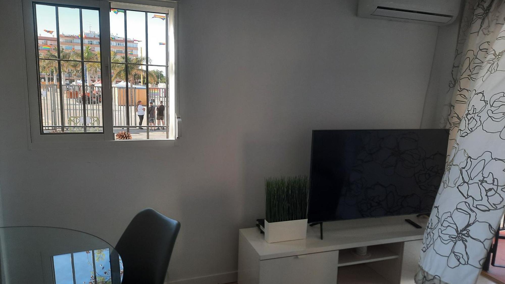 Feel At Home At Tamara Apartment - Two Steps To The Pool Торремолинос Экстерьер фото